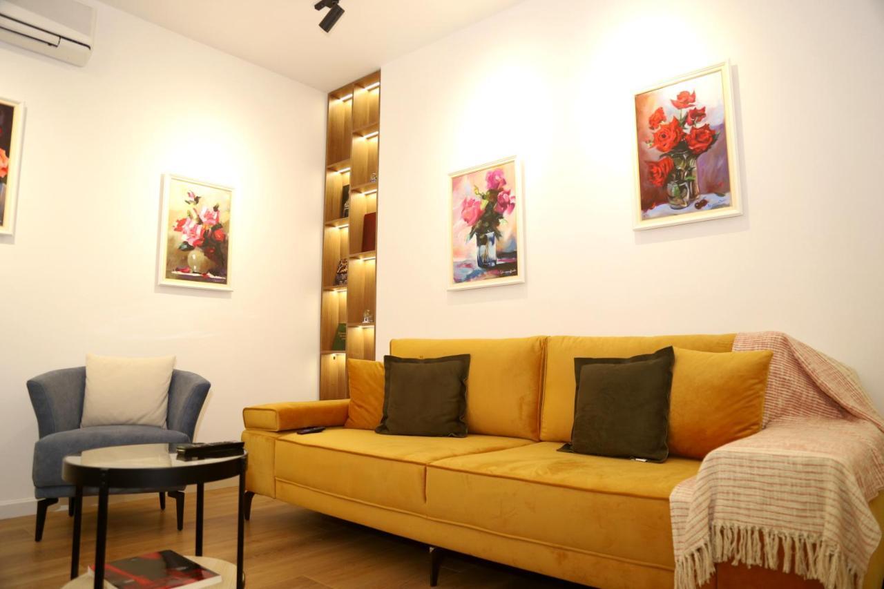 Mjolly Apartment Tirana Exterior foto